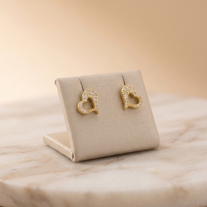Set di Gioielli in Acciaio Inossidabile Dorato con Cuore: Collana, Bracciale e Orecchini con Pavé di Zirconi, Catena a Cavo Mezzo Aperto a Cuore, Gioielli da Donna, Ingrosso, Personalizzato OEM - Product Image 4