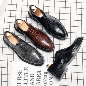 <span class=keywords><strong>Scarpe</strong></span> Eleganti da <span class=keywords><strong>Uomo</strong></span> in Pelle PU Marrone Classico e Nero, Taglia Grande 14, per Viaggi d'Affari di Alta Classe 2025 - Product Image 4