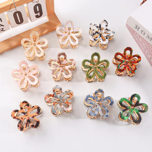 กิ๊บติดผมพีวีซีลายดอกไม้สไตล์เกาหลี กิ๊บติดผมไล่สีสันสดใสสำหรับผู้หญิง - Product Image 2