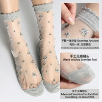 Chaussettes d'été fines pour femmes en fibre de verre jacquard à motif floral avec semelle en coton respirant, bas résille transparents, marque privée