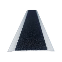 Bande antidérapante autocollante pour marche d'escalier, noire, à peler et à coller, garniture d'escalier commerciale, marche d'escalier en carbure de silicium, moulage de nez de marche
