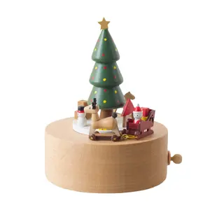 创意流行有趣可爱圣诞旋转木马音乐盒可移动定制发条玩具山毛榉木制儿童音乐盒