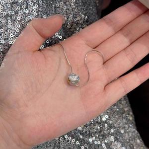 Collar de Plata de Ley S925 con Cuentas de Flores Multifacéticas, Collar Sencillo y Personalizado con Cuentas Brillantes de Superficie Tallada - Product Image 3