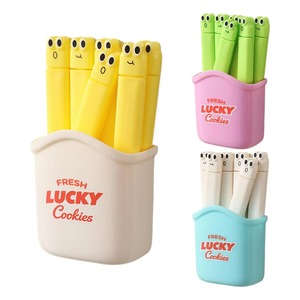 12pcs French Fries Sealing <b>Clip</b> Fridge Magnet Snacks Sealing <b>Clip</b> Food Small <b>Clip</b> Kitchen Plastic Bag Seasoning Sealing Strip - Product Image 4