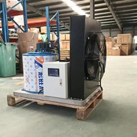 Machine à glace en flocons de grande capacité 2500 kg 3000 kg par jour |   Machine à glaçons en forme de flocon de neige pour le refroidissement du béton |   Machine à glaçons industrielle