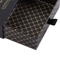 Boîtes en carton noir de haute qualité en gros, logo de marque imprimé en feuille d'or, gaufrage, petites boîtes à tiroir coulissantes, boîte cadeau