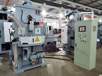 Rectifieuse à ressort en métal à affichage numérique vertical CNC de haute qualité avec composants de base moteur engrenage PLC