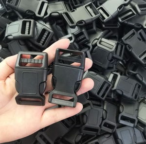 Hebillas de Liberación Lateral Rápida Curvas de Plástico Negro de 25 mm (<span class=keywords><strong>1</strong></span> Pulgada) con Marco para Logotipo Personalizado para Collares de Perro - Product Image 4