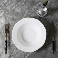 Vaisselle Moderne en Porcelaine Embossée 3D Assiettes de Mariage en Céramique Écologique Rondes 6-10 Pièces avec Design Durable