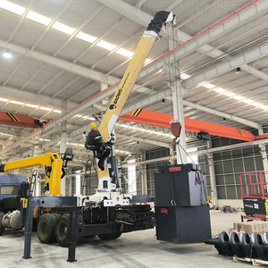 Grue de camion Baowo SqS200G-4, 8 tonnes, flèche de 15 mètres, capacité de levage hydraulique, moment de charge élevé - Product Image 3