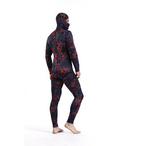 1.<span class=keywords><strong>5</strong></span> su misura 3 <span class=keywords><strong>5</strong></span> <span class=keywords><strong>mm</strong></span> Neoprene Opencell tessuto mimetico rosso mimetico stampa subacquea <span class=keywords><strong>muta</strong></span> per gli uomini - Product Image 5
