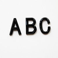 Custom Chrome 3D Car Letters Grill Emblem Auto Emblemas con adhesivo como Auto Trofeos Medallas y placas