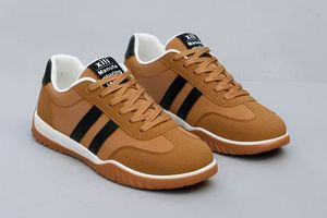 Nuove Scarpe Sportive e Casual alla Moda Primavera-Estate 2026, Traspiranti, Trendy, Unisex con Suola Intermedia in PU - Product Image 3