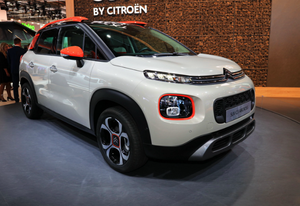 Pièces de rechange pour capot de voiture <span class=keywords><strong>Citroën</strong></span> <span class=keywords><strong>C3</strong></span> Pièces de carrosserie YL00971780 Capot de voiture Capot de voiture automobile pour <span class=keywords><strong>Citroën</strong></span> <span class=keywords><strong>C3</strong></span> <span class=keywords><strong>AIR</strong></span> <span class=keywords><strong>CROSS</strong></span> - Product Image 2