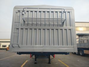 Semirremolque de 40-50T con Barandas para Transporte de Ganado, Vegetales y Frutas a Granel - Product Image 3