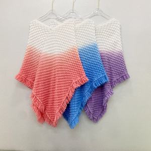 Nuevo Chal de Estilo Étnico Retro con Degradado de Color, Estampado a Cuadros, Tejido, Tipo Capa para Mujer, para Viajes, Invierno - Product Image 2