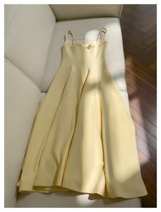 OUDINA Vestido Largo Elegante y Casual sin Mangas, Color Crema Amarillo, con Tirantes Finos y Cintura Ajustada para Mujer - Product Image 6