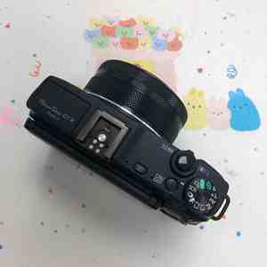 Prêt à être expédié : Appareil photo Canon Power-Shot G1 X Mark II 15MP HD pour vlogging - Product Image 3