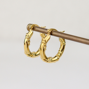 Pendientes de Aro Gruesos de Acero Inoxidable con Baño de Oro de 18K, Diseño <span class=keywords><strong>Irregular</strong></span> y Moderno, para Mujer, Regalo de Boda - Product Image 5
