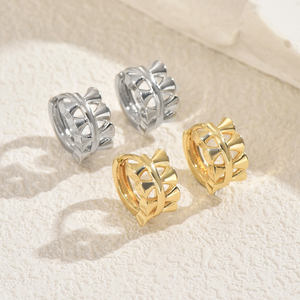 Venta al por mayor de lujo de moda Simple patrón de cobre Stud pendientes perfecto regalo de aniversario para las mujeres circón joyería de moda - Product Image 5