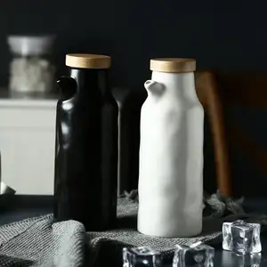Fabrik Direkt verkauf Haushalt kreative auslaufs ichere Keramik Sojasauce Topf kleinen Öltopf Sesamöl Gewürz flasche