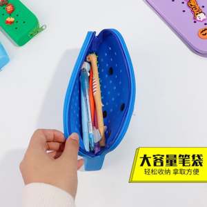 OEM ODM bricolage trou stylo sac en gros étudiants dessin animé créatif motif crayon pochette étude papeterie organisateur sac - Product Image 2