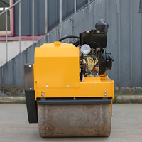 Tout nouveau petit rouleau de route 0.75T assis 750Kg compacteurs de sol Construction rouleau compresseur de route avec moteur Euro5