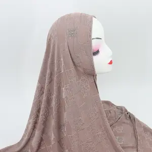 Desain Baru Modal Jersey Syal Katun dengan Berlian Imitasi Modis Jacquard Wanita Syal Jilbab