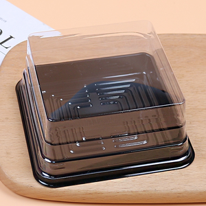 Hộp đựng bánh ngọt, bánh mì, sushi, đường, thực phẩm dùng một lần bằng nhựa PET hình vuông, có nắp trong suốt, đế đen và vàng - Product Image 4