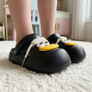 Chaussures à trous respirantes et imperméables en EVA pour enfants, motif zoo, pour toutes les saisons, usage extérieur/intérieur, antidérapantes et résistantes à l'usure - Product Image 2