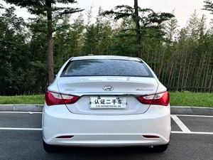 รถฮุนไดโซนาตา2.0L รุ่นหรูหราอัตโนมัติรุ่น2013 2WD รถขนาดกลาง4ประตูซีดาน5ที่นั่งซันรูฟไฟฟ้าเพื่อการส่งออก - Product Image 6