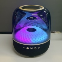 Altavoz Inalámbrico de Escritorio KINGLUCKY PK901 con Aspecto de Cristal, Iluminación RGB, Sonido Estéreo de Alta Calidad, BT5.3, Salida de 40W, 3600mAh, para Teléfono Móvil