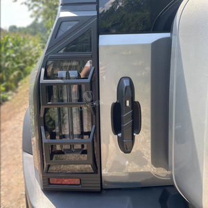 Para JETOUR Traveler Shanhai T2: Capa Protetora de Lanterna Traseira com Design Mecha, Acabamento da Moldura da Lâmpada Traseira, Peças Modernas para Upgrade Exterior Automotivo - Product Image 2