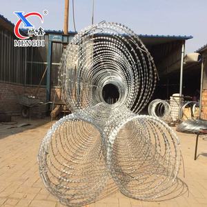 बीटीओ-22 रेजर वायर बाड़/रेजर कांटेदार तार/गैल्वनाइज्ड कॉन्सर्टिना रेजर वायर - Product Image 5