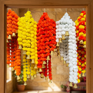 Guirlande de fleurs traditionnelle à suspendre pour la décoration intérieure avec pompons pour mariage, salon, orange, jaune, rouge, blanc, en feutre non tissé - Product Image 4