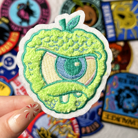 Logo tissé brodé personnalisé patchs de broderie de dessin animé fer sur patch support pour vêtements chapeau