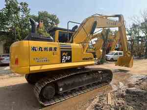 Excavadora Usada KOMATSU PC210 PC210-8 de 21 Toneladas en Buen Estado y Excelente Apariencia, Rendimiento Excelente, Precio Bajo - Product Image 2