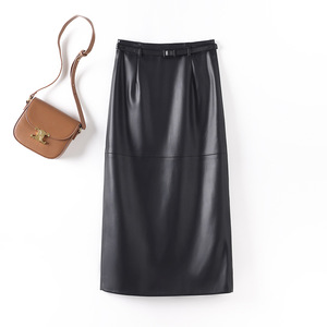2025 primavera nuevo estilo coreano mujer Casual Bodycon lápiz falda versátil suelta media falda de talla grande Natural hecho PU liso teñido - Product Image 2