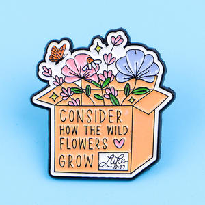 Pin de Solapa de Metal Cristiano con Versículo Bíblico, Esmalte Suave, Diseño de Oveja - Product Image 2