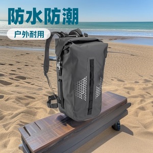 Mochila Impermeable de Gran Capacidad para Casco de Motocicleta, Bolsa de Almacenamiento para Viajes y Campamentos con Características Impermeables - Product Image 4