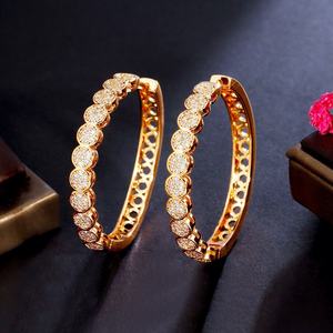 Pendientes de Aro Grandes de Latón con Microincrustaciones de Circonita en Oro K de Estilo Coreano, Ligeros y de Lujo, Sencillos y Modernos, con Diamantes Completos para Mujer, Venta al por Mayor - Product Image 6