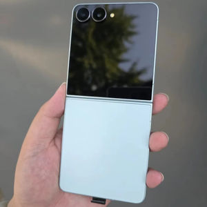 Smartphone pliable A+ Sam Gala Z Flip 7 5G 512/256 Go, 99 % neuf, original - Écran AMOLED 6,9 pouces 120 Hz, Snapdragon 8 Gen 4 - Product Image 3