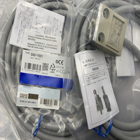 En stock Nouveau interrupteur de fin de course D4C-1550 1530 D4C-1521-P Fiable Vendeur d'or Garantie d'un an