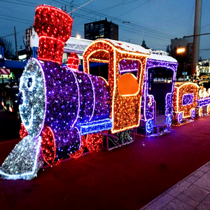 Instalación de Tren Navideño Iluminado para Decoración de Jardín, Calle y Exteriores - Product Image 1