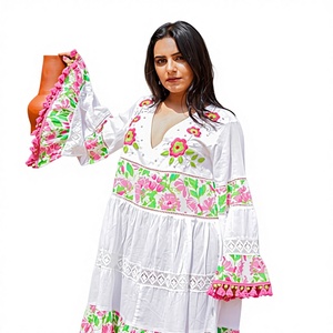 Vestido Midi Bohemio Blanco con Estampado Floral, Cintura Natural, Ecológico, Ligero, Informal, para Verano, Playa o Resort - Product Image 1