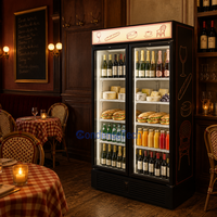 Réfrigérateur commercial, refroidisseur de boissons, vitrine réfrigérée, boissons, bière, cola, supermarché