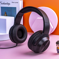 Headphone berkabel Earphone berkabel, colokan 3.5mm murah dengan Headset kabel datar kontrol garis Bass berat untuk ponsel