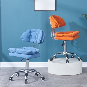 <span class=keywords><strong>Chaise</strong></span> de bureau pivotante réglable en gros pour la beauté, le maquillage et les ongles, avec support lombaire, cadre en métal haut de gamme, dossier inclinable - Product Image 2