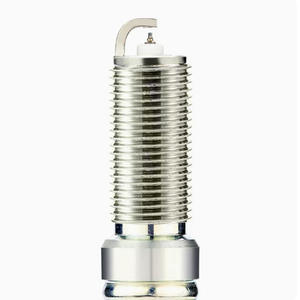 2024 vente en gros de bougie d'allumage d'origine Iridium Platinum ILKAR7C10 94940 bougie d'allumage de <span class=keywords><strong>moteur</strong></span> de <span class=keywords><strong>voiture</strong></span> pour Land Rover NGK - Product Image 4