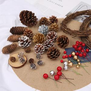 Guirlande de Noël en cône de pin naturel, accessoire de fleurs séchées dorées pour la décoration d'arbre de Noël en DIY, décorations de Noël faites à la main - Product Image 3